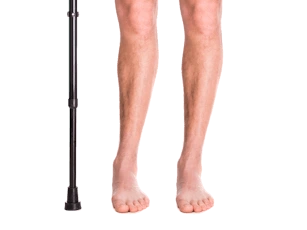 Zwei linke Beine mit Krückstock